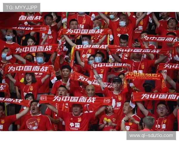 国足鏖战九十分钟顽强逼平劲敌展现全新斗志点燃球迷激情 国足鏖战九十分钟顽强逼平劲敌展现全新斗志点燃球迷激情