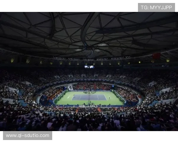 网球赛季激战正酣 世界顶级球员齐聚决战巅峰 谁将问鼎桂冠