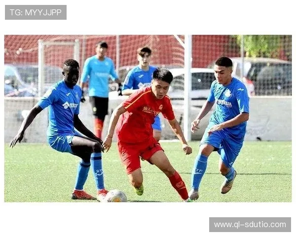 国家队连胜势头强劲新星崛起点燃赛场激情引发全国热议浪潮再度攀升 国家队连胜势头强劲新星崛起点燃赛场激情引发全国热议浪潮再度攀升