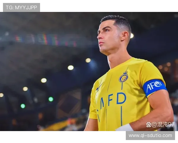 国际足坛焦点赛事回顾:梅西与C罗争锋再现,欧洲顶级联赛战况分析 国际足坛焦点赛事回顾:梅西与C罗争锋再现,欧洲顶级联赛战况分析