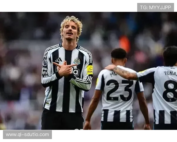 纽卡斯尔联俱乐部迎来新援加盟 球队阵容实力再度升级