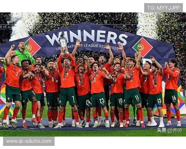 葡萄牙2026世界杯全新战袍亮相彰显经典红色激情与夺冠信念 葡萄牙2026世界杯全新战袍亮相彰显经典红色激情与夺冠信念